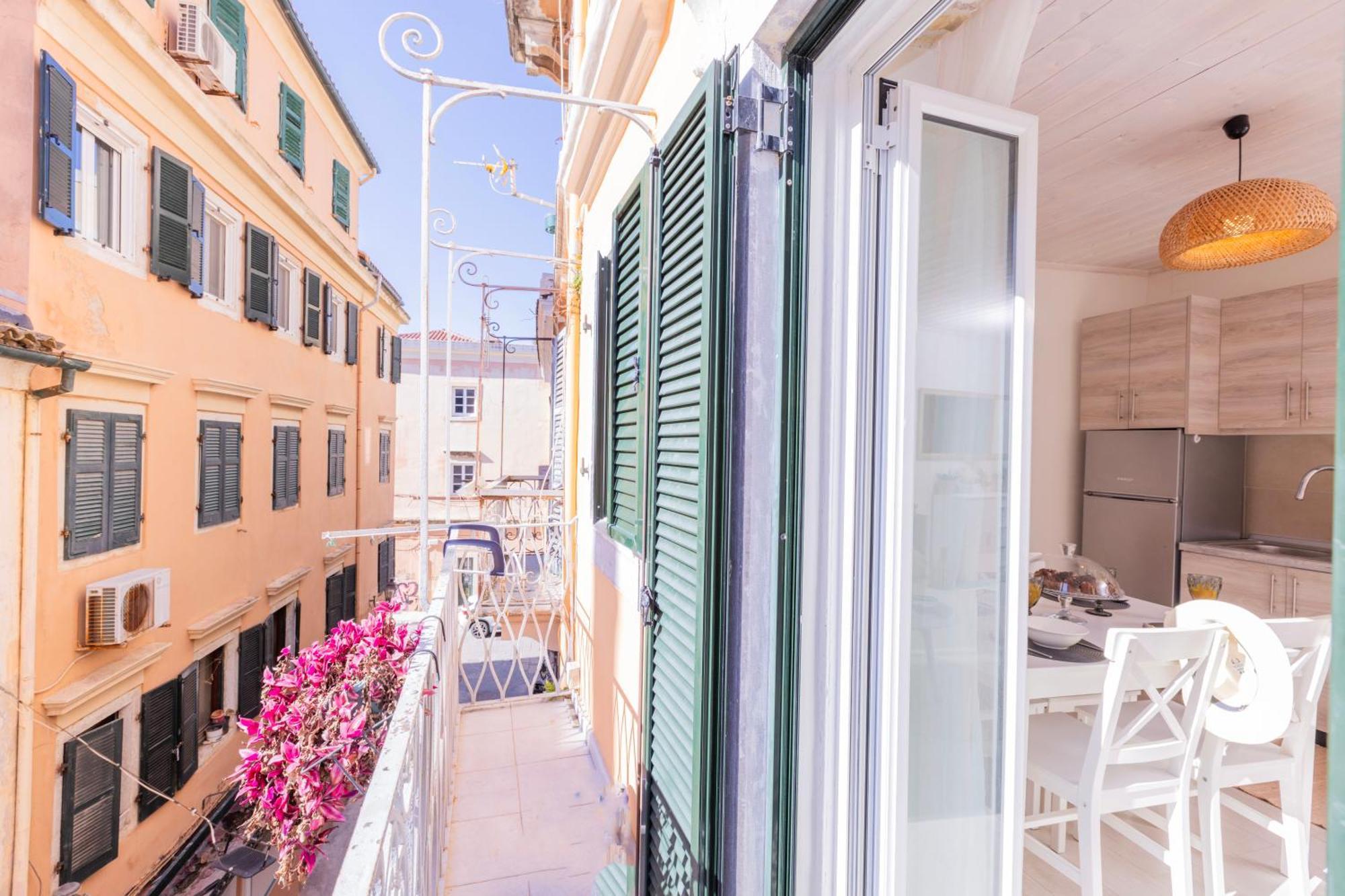 Historico Apartment, Corfu Old Town ภายนอก รูปภาพ